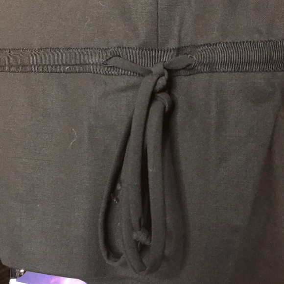 SALE!🎉Amazing BCBG Black Cropped Blazer Jacket - Picture 4 of 4